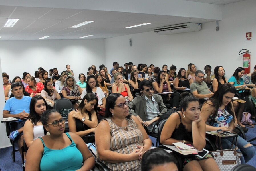 debate-sobre-saude-mental-e-medicalizacao-lota-auditorio-da-sede-do-crp-rj