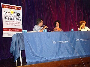 1-Terceira-mesa-da-IV-Mostra-discute-novas-possibilidades-de-pensar-a-cidade_01-300x225.jpg