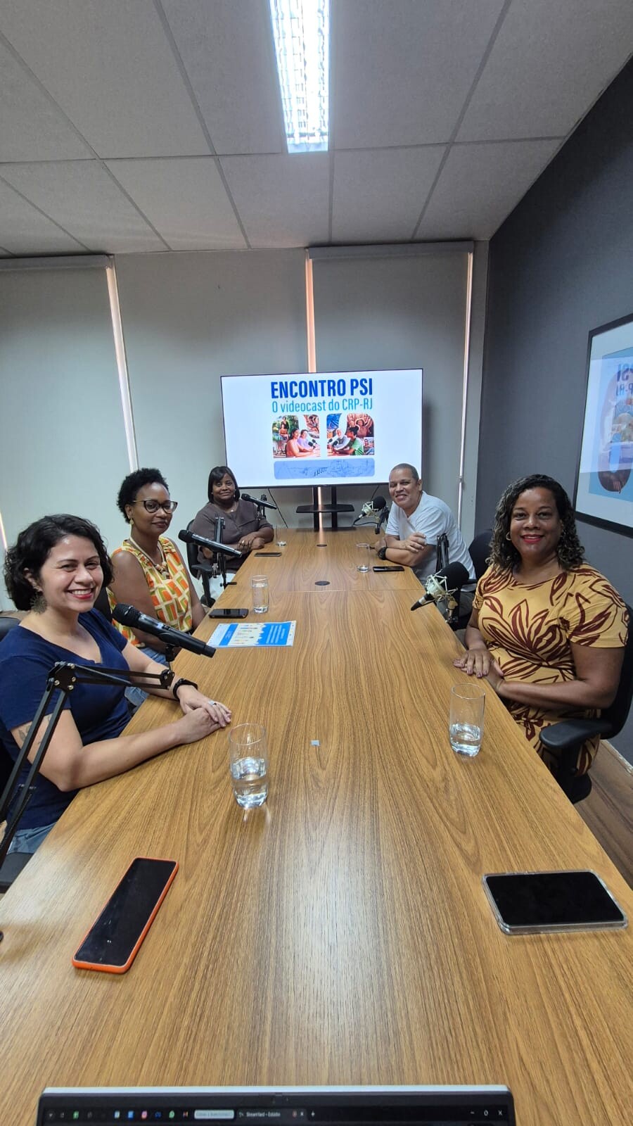 esta-no-ar-assista-a-estreia-do-videocast-encontro-psi