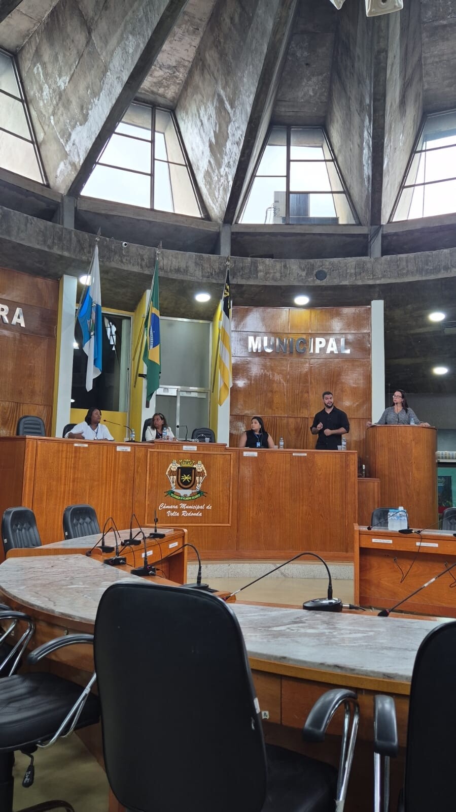 crp-rj-promove-reuniao-ampliada-em-volta-redonda-para-debater-atuacao-em-emergencias-e-desastres-e-o-atendimento-a-criancas-e-adolescentes